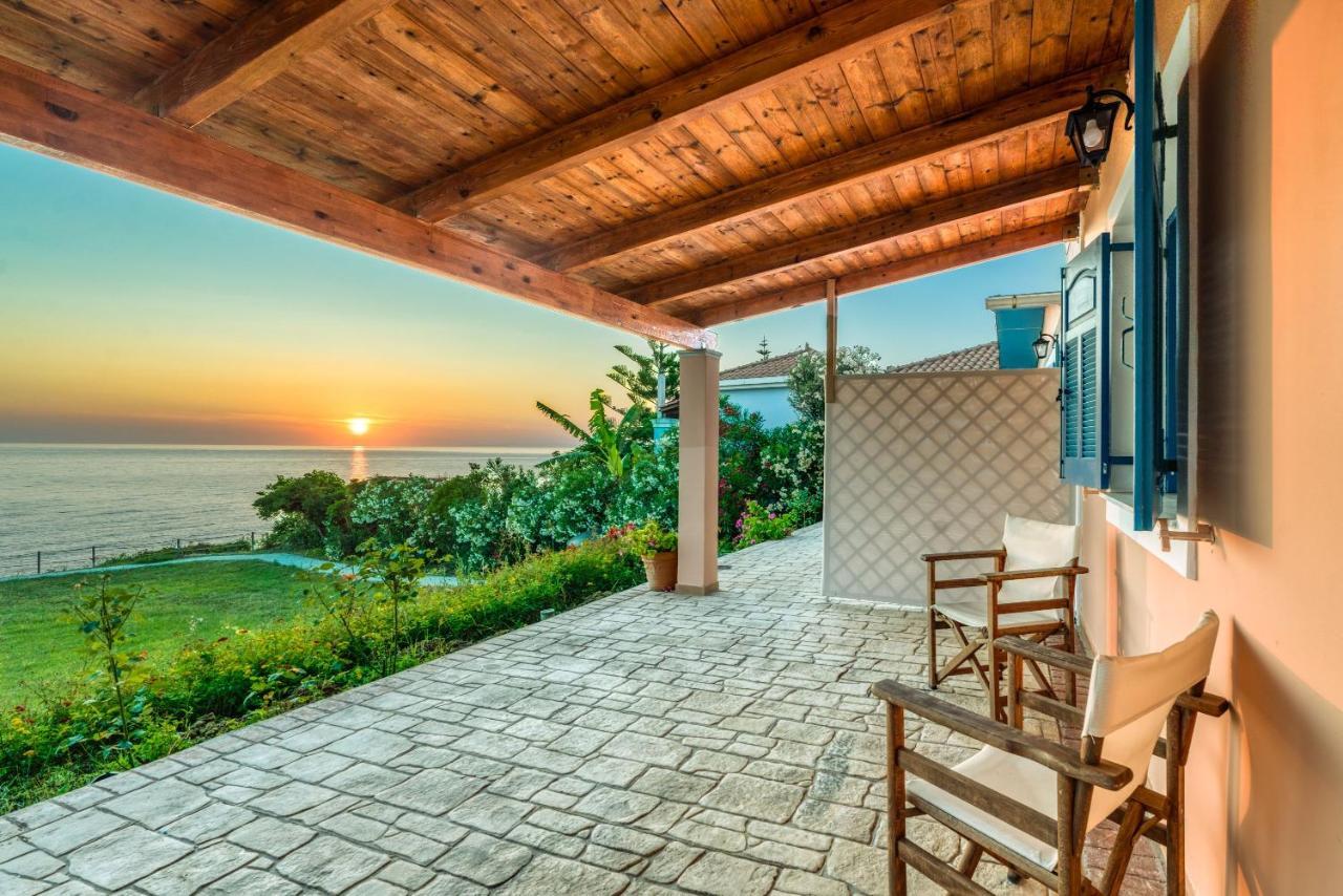 St. Harry'S Windmill Apartment Makris Gialos  Exterior photo