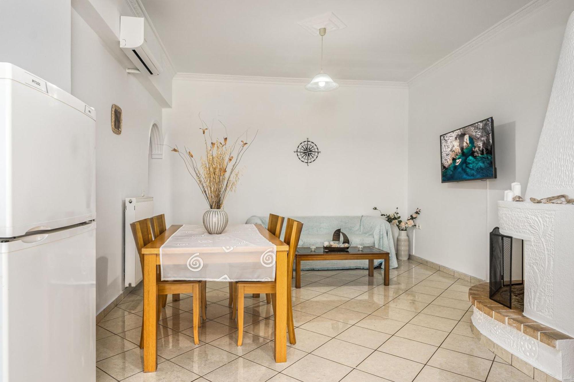 St. Harry'S Windmill Apartment Makris Gialos  Exterior photo
