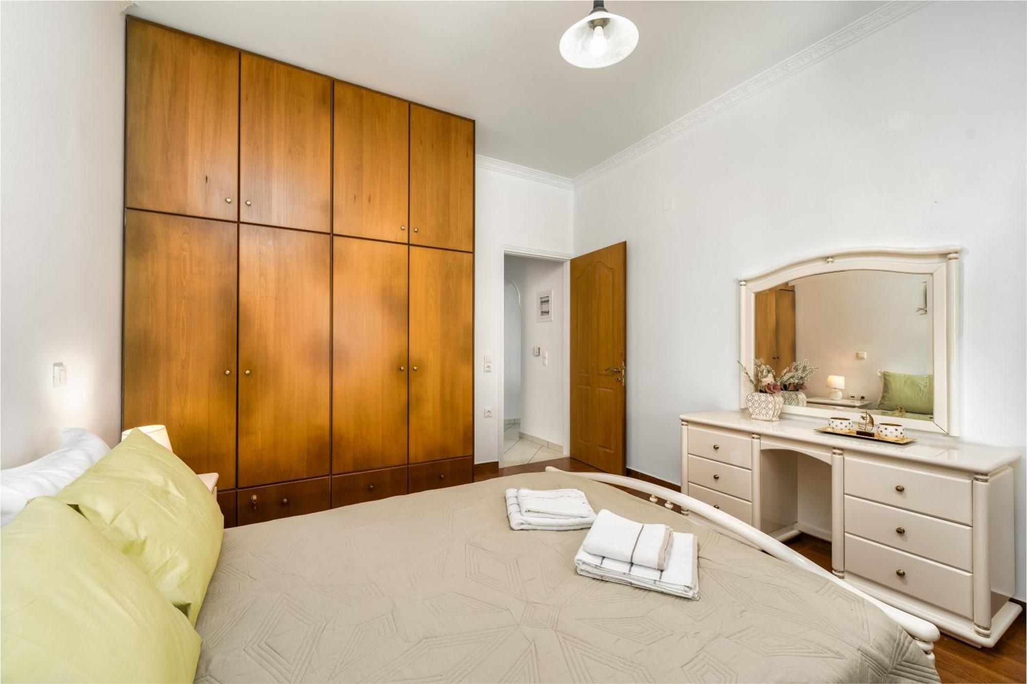 St. Harry'S Windmill Apartment Makris Gialos  Exterior photo