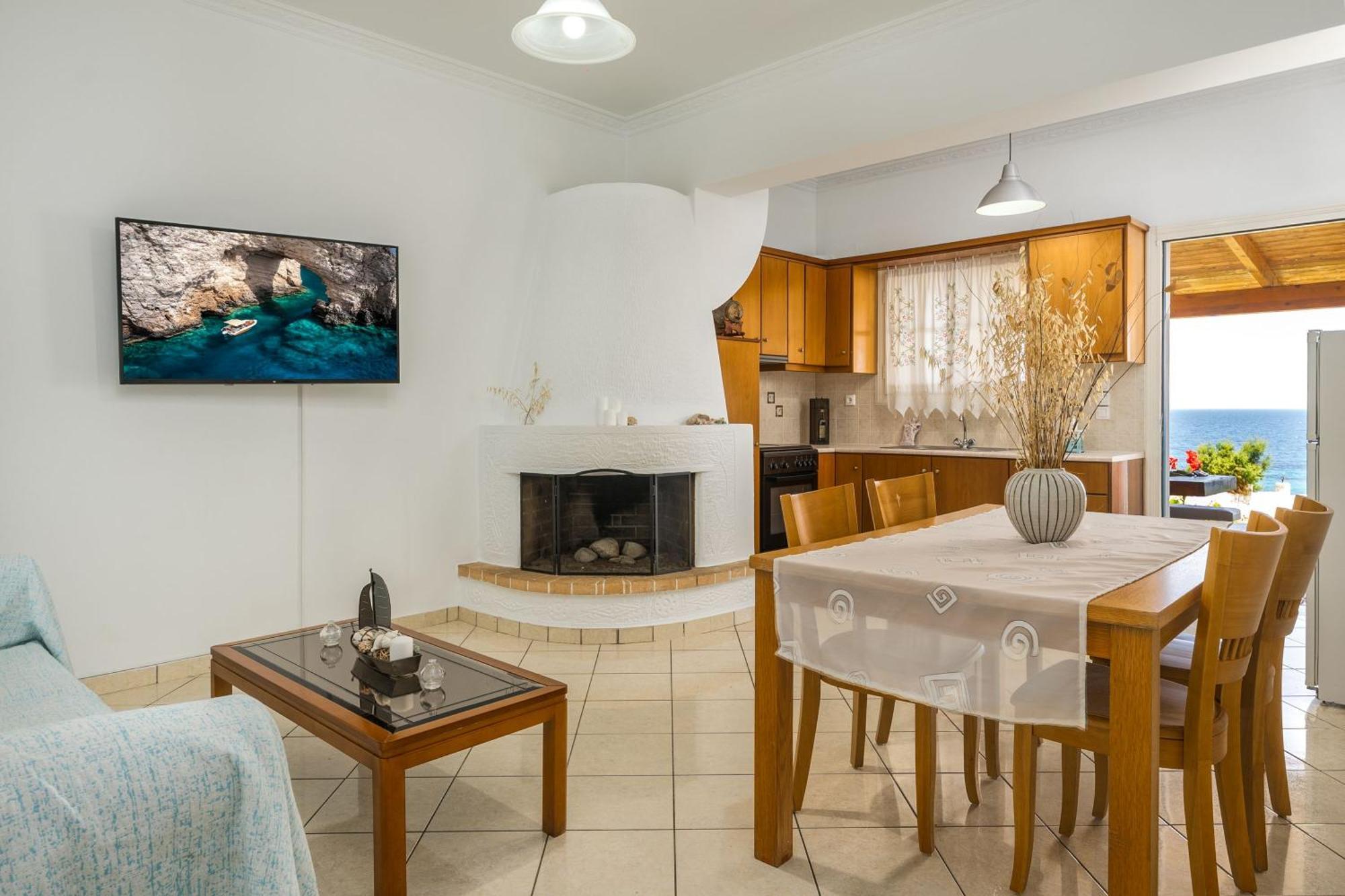 St. Harry'S Windmill Apartment Makris Gialos  Exterior photo