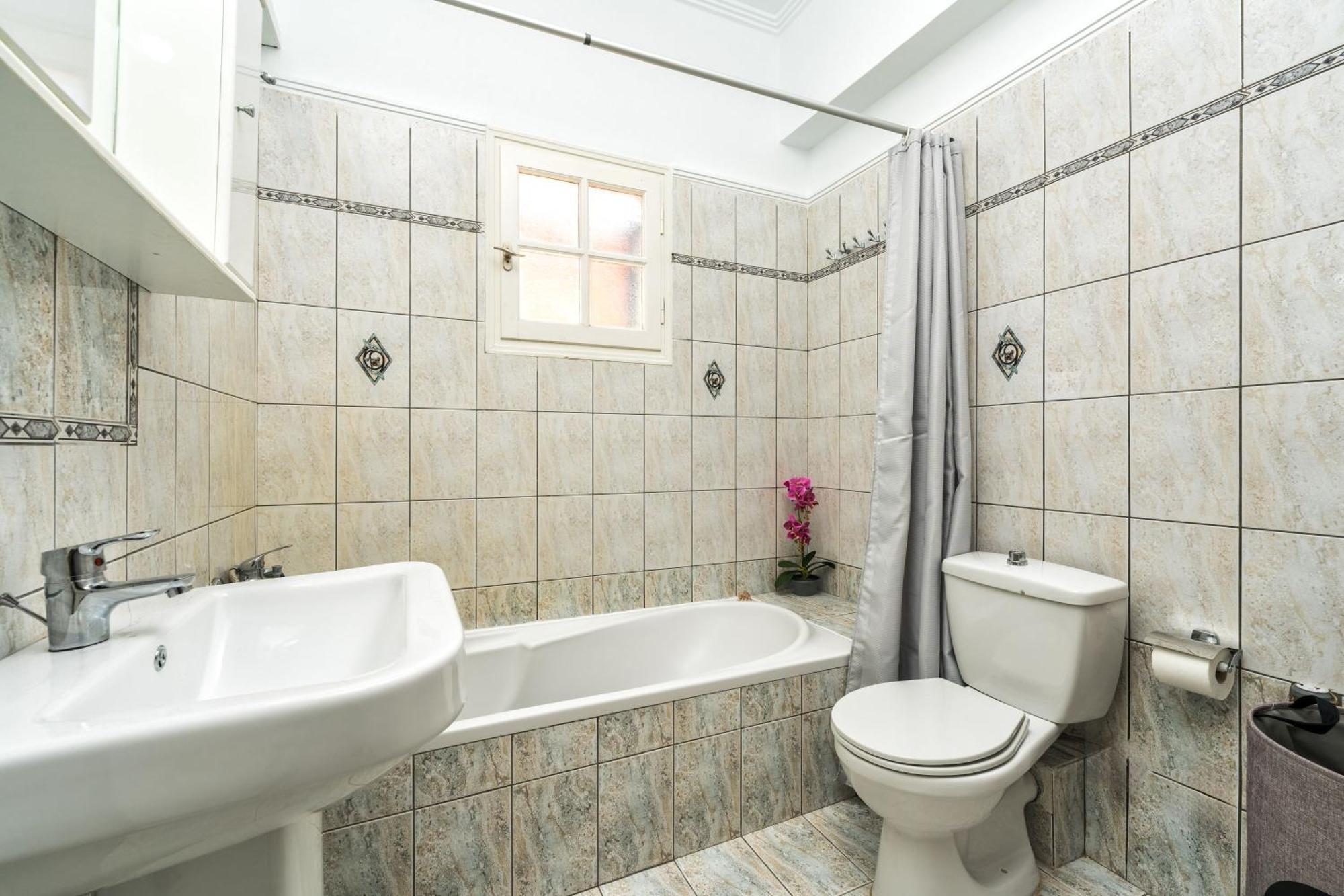 St. Harry'S Windmill Apartment Makris Gialos  Exterior photo